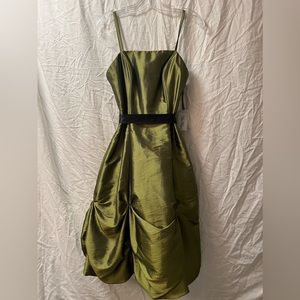 Brand New Da Vinci Women’s Olive with Black Belt Prom Dress